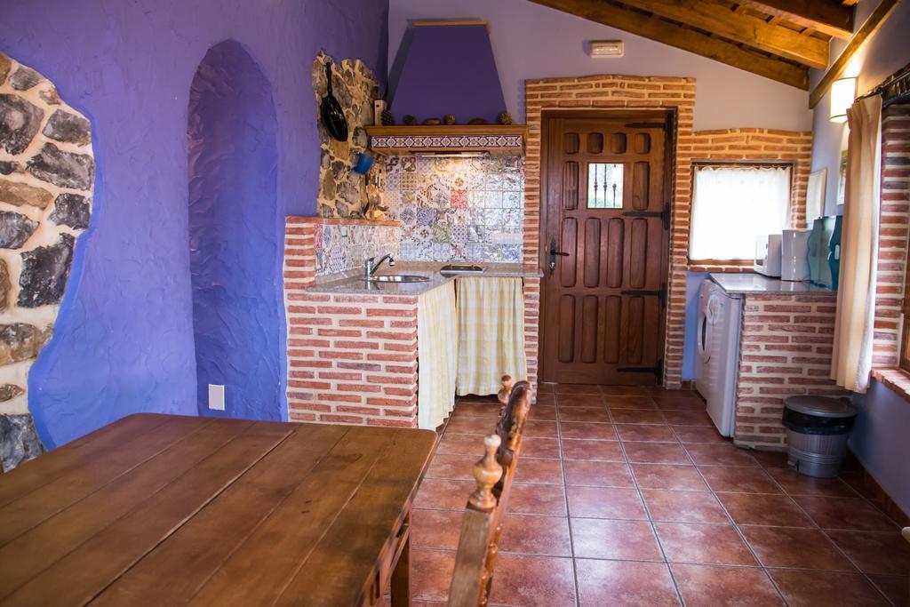 Viviendas Rurales Las Fontanias Cobreces Exterior photo